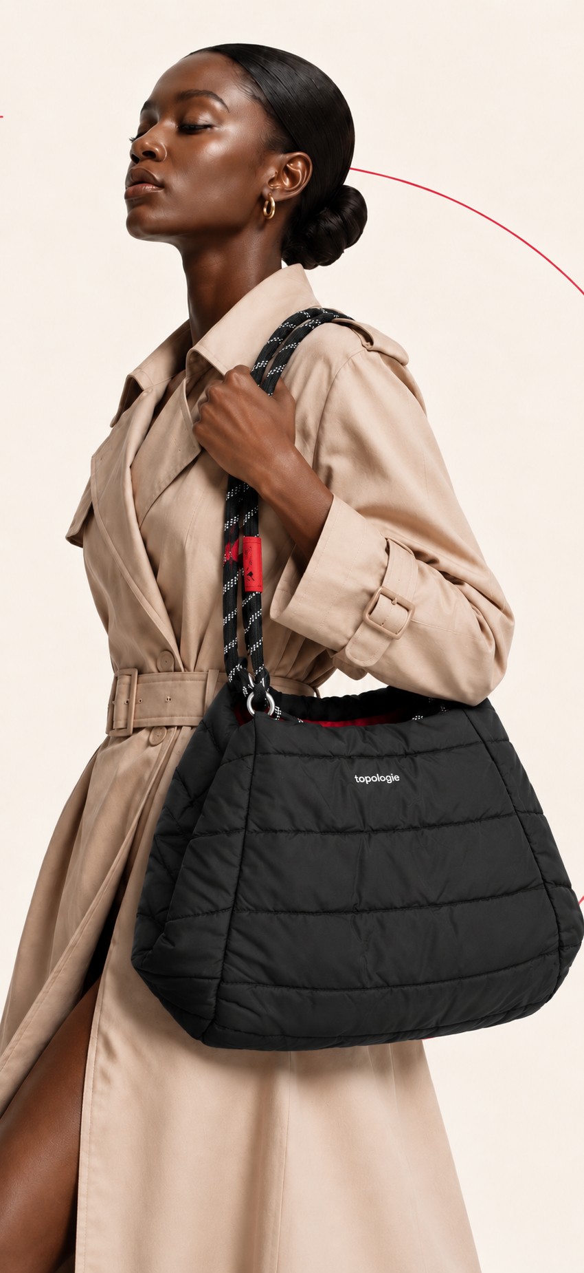 کیف دوشی پف‌دار برند توپولوژی با بند طنابی دو رنگ و لوگوی سفید در استایل | Padded Topologie shoulder bag with contrast rope strap and white logo, in-hand