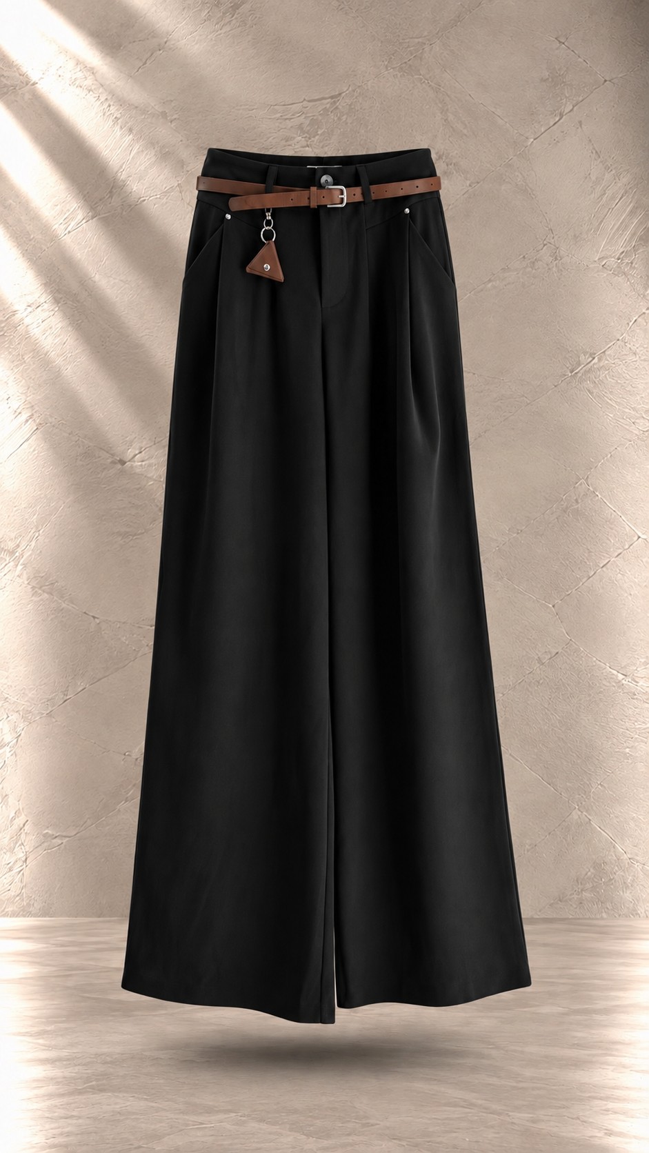 شلوار واید بگ پیله‌دار کمربند چرمی زنانه پرادا Prada Pleated Wide-Leg Trousers with Leather Belt