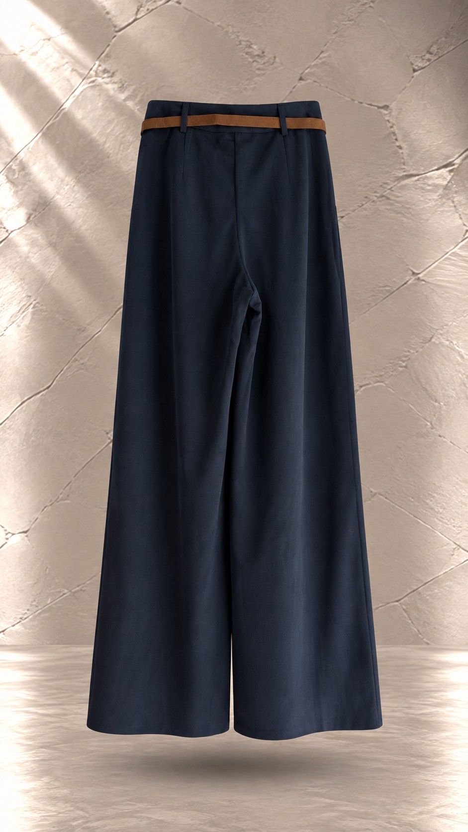شلوار واید بگ پیله‌دار کمربند چرمی زنانه پرادا Prada Pleated Wide-Leg Trousers with Leather Belt